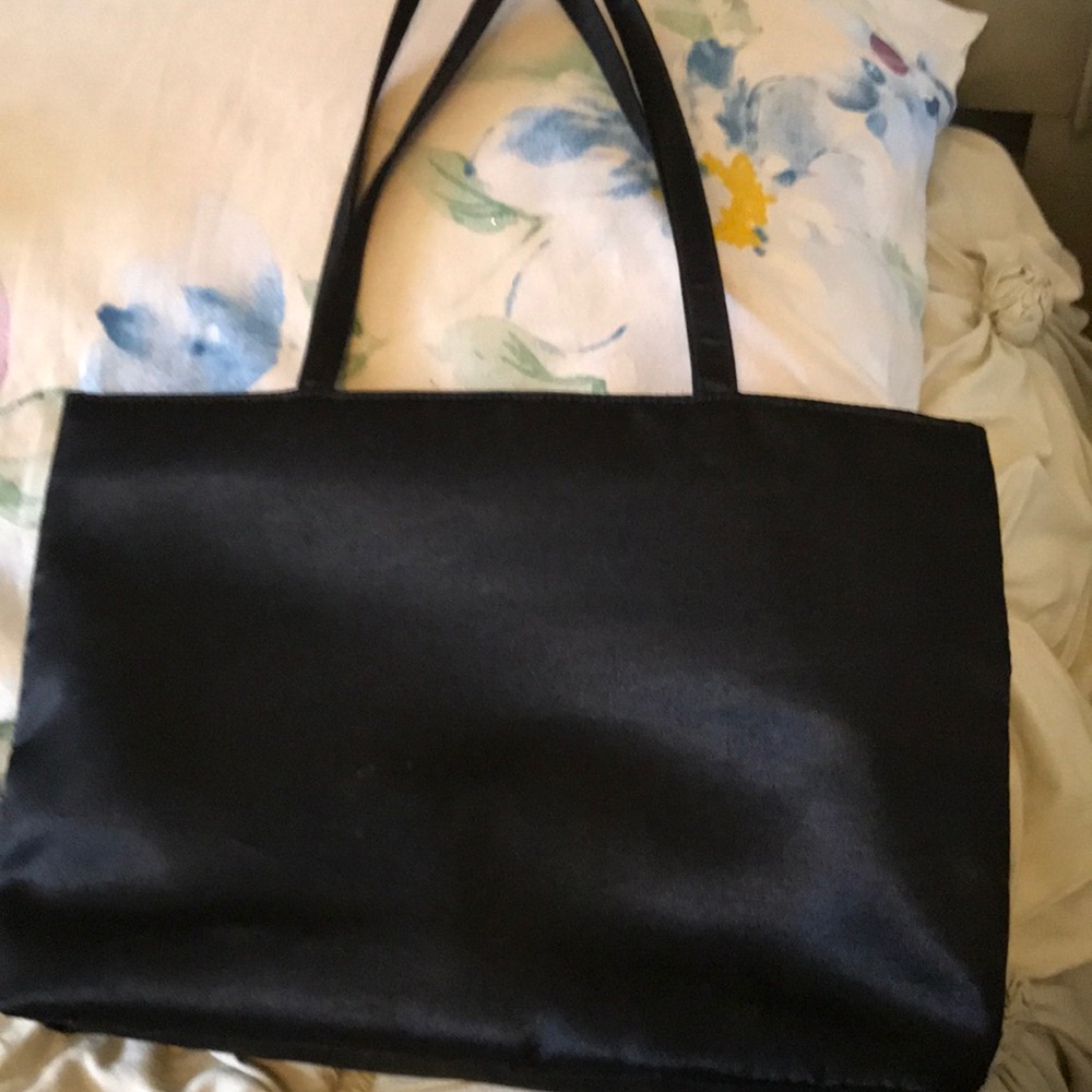 Handbag - Picture 2 of 3